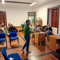 Executivo da Junta de Freguesia de Sarilhos Grandes participa em formação especializada em gestão autárquica