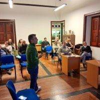 Executivo da Junta de Freguesia de Sarilhos Grandes participa em formação especializada em gestão autárquica